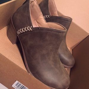 JGoods brown boots